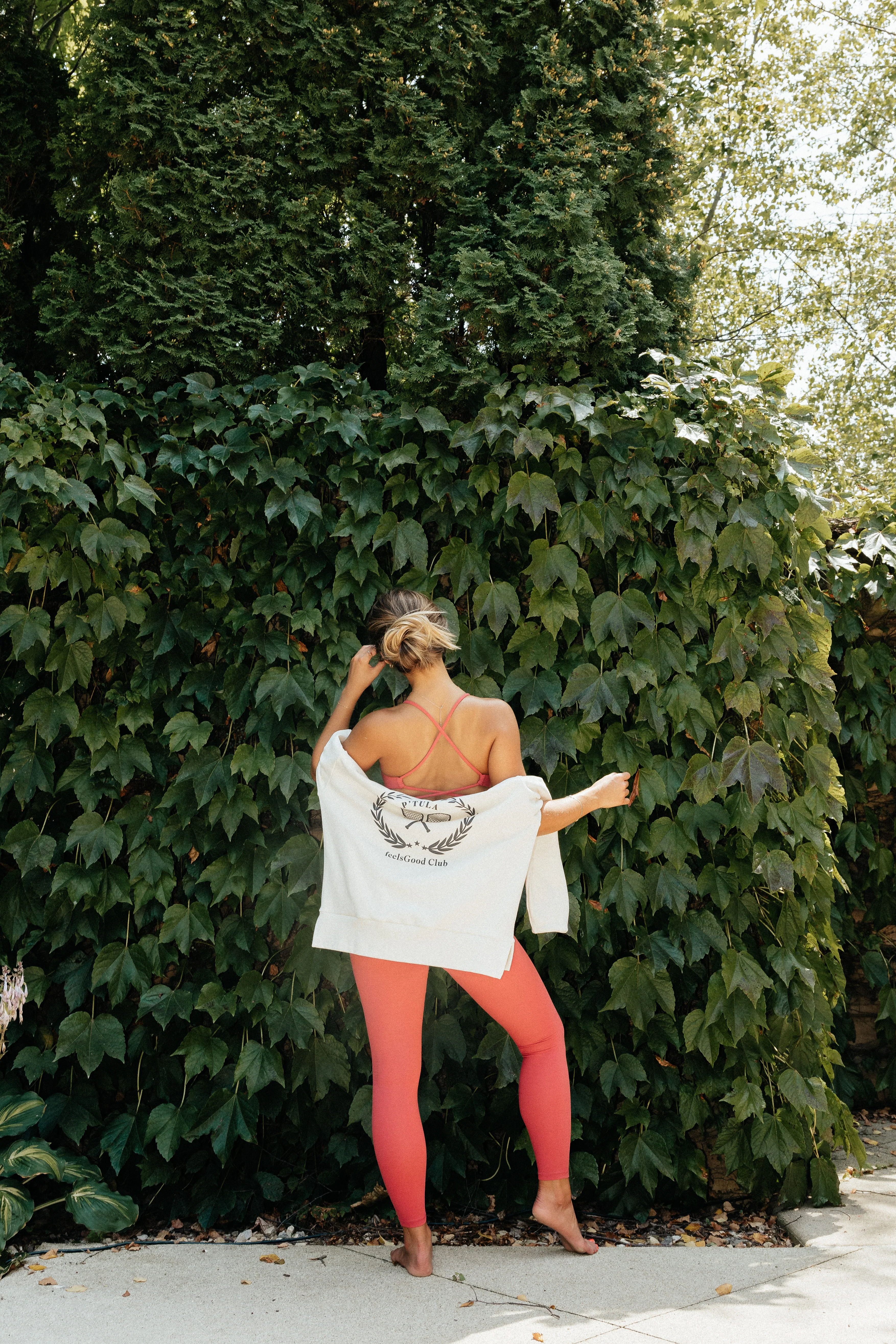 Courtside Crewneck - Image 10