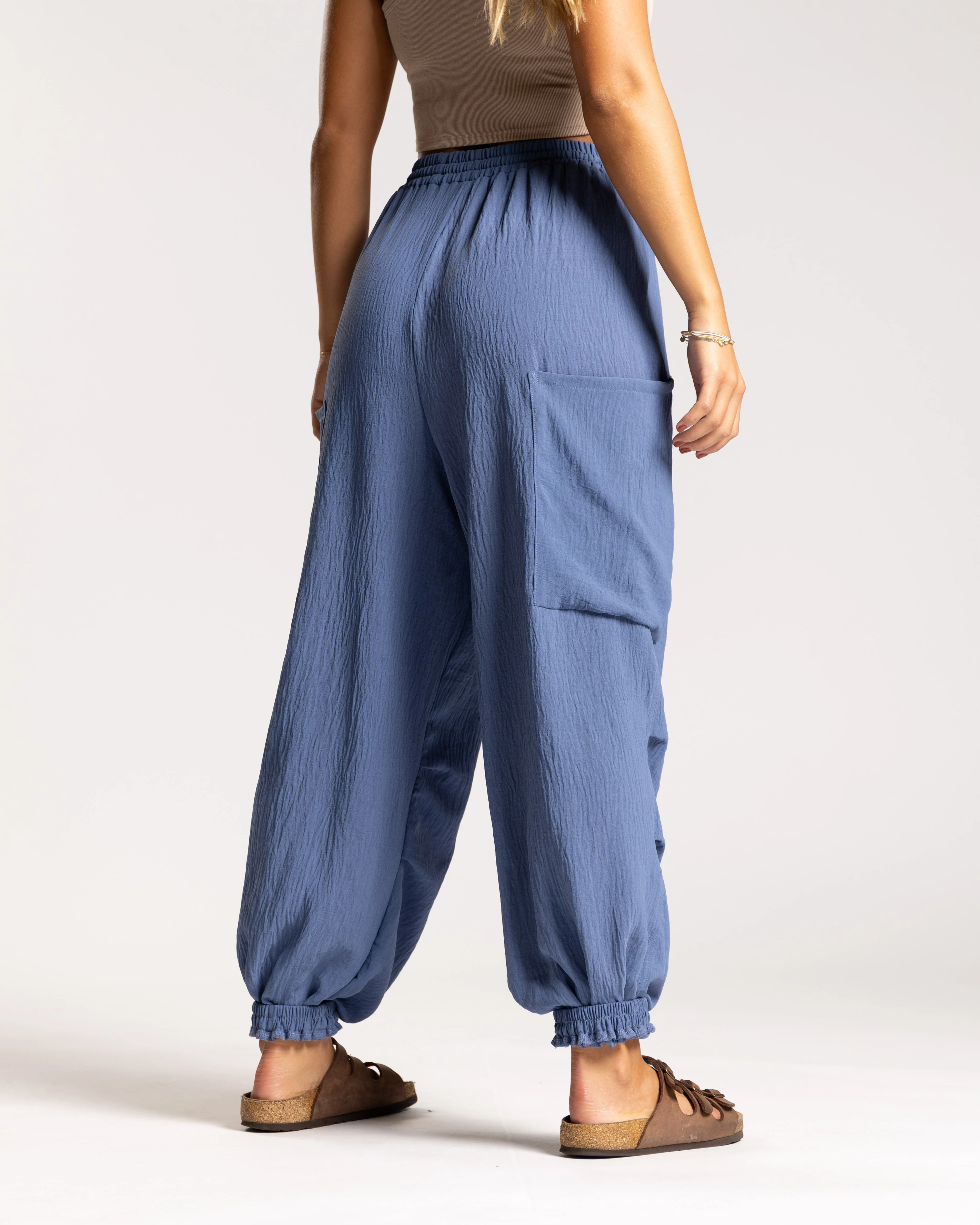 Lightweight Cargo Pant - Image 5