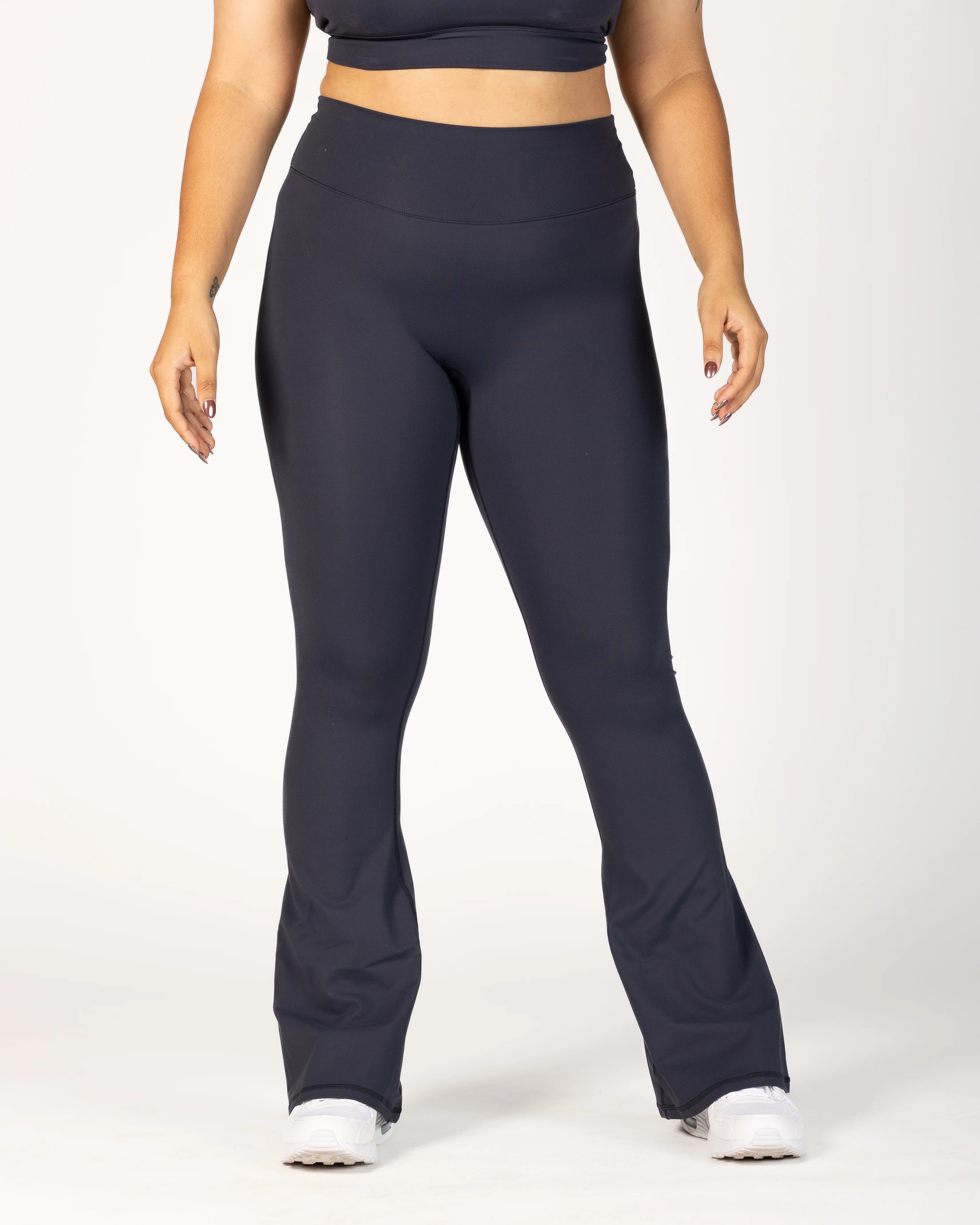 CASSEY Flare Legging - Image 7