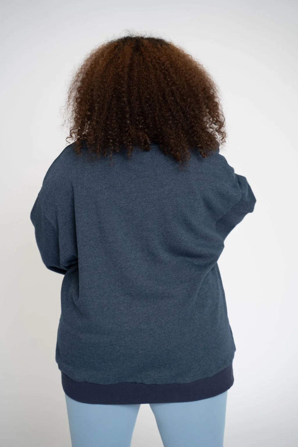 P'tula Light Fleece Crewneck - Navy - Image 5