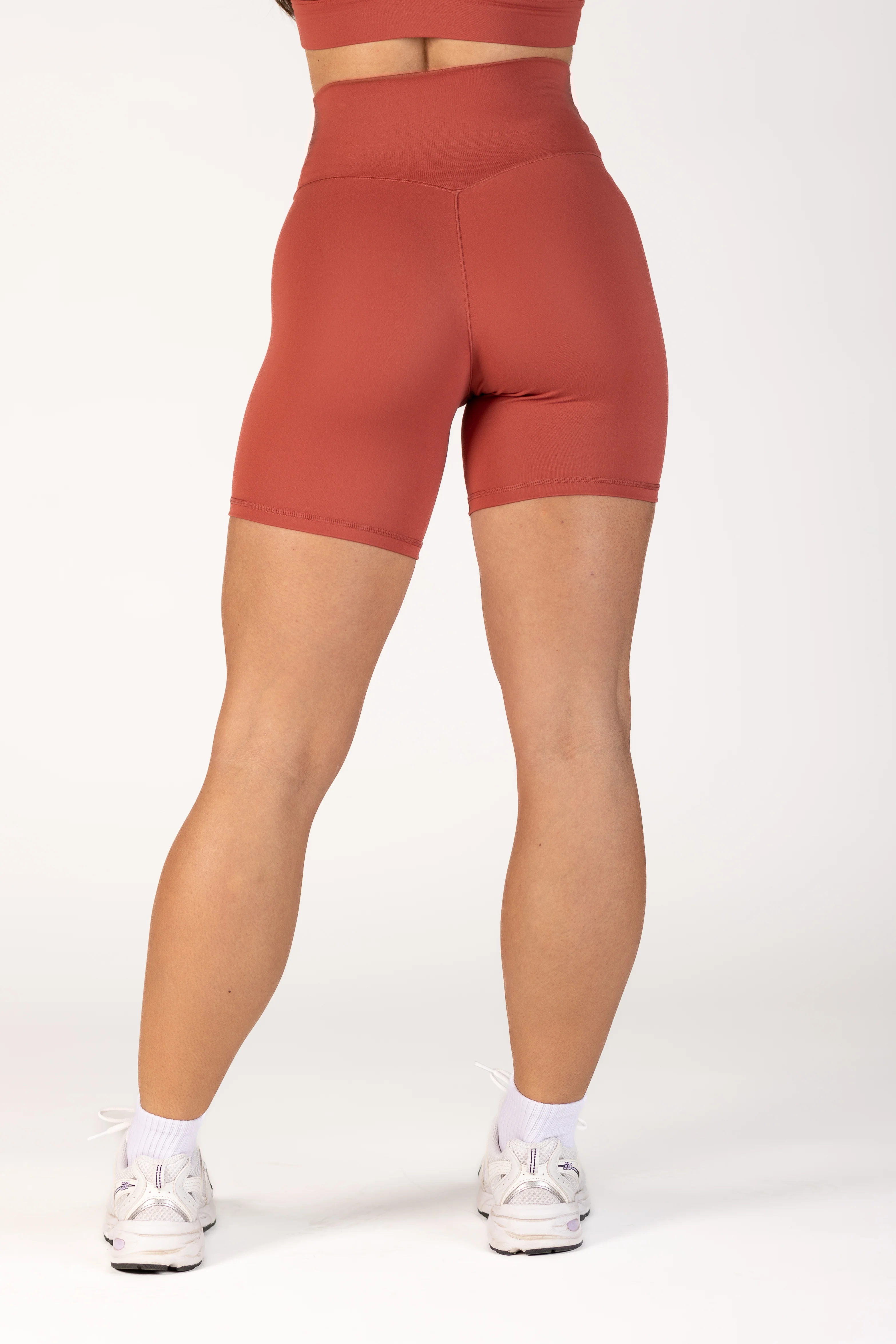 CASSEY Sweeney Short : 6" - Image 10