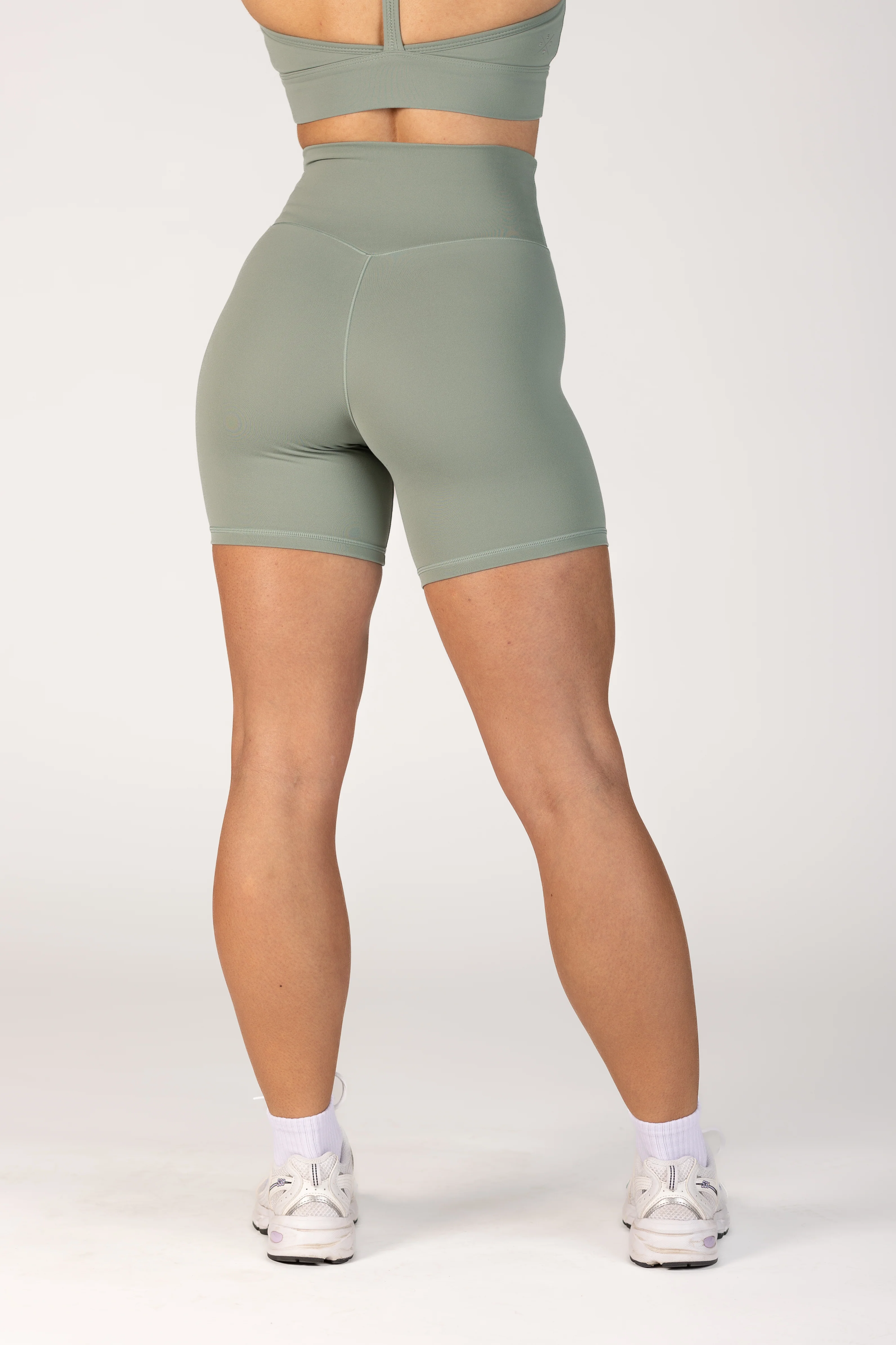 CASSEY Sweeney Short : 6" - Image 3